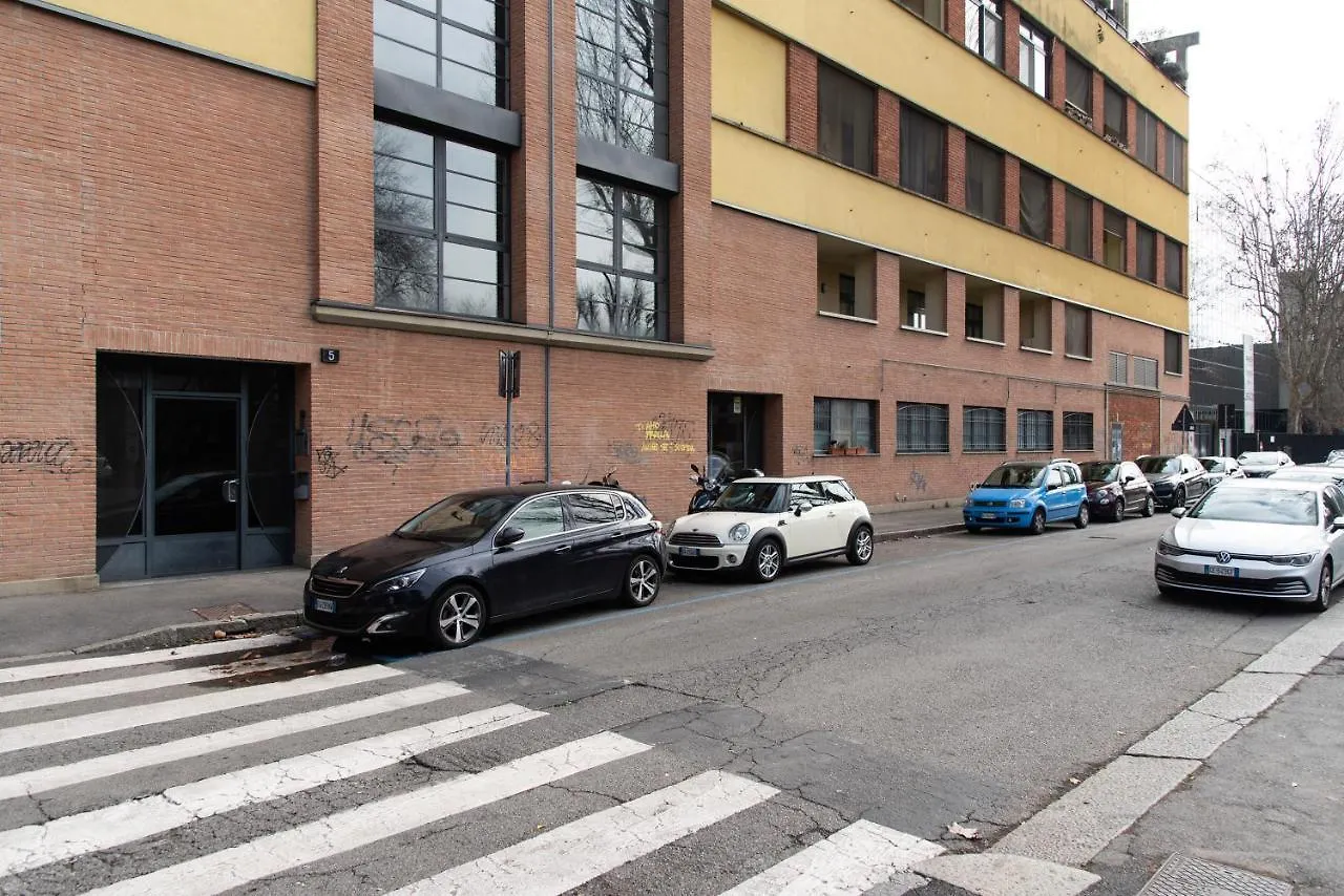 Apartment Youhosty - Caviglia 5 Milan Italy