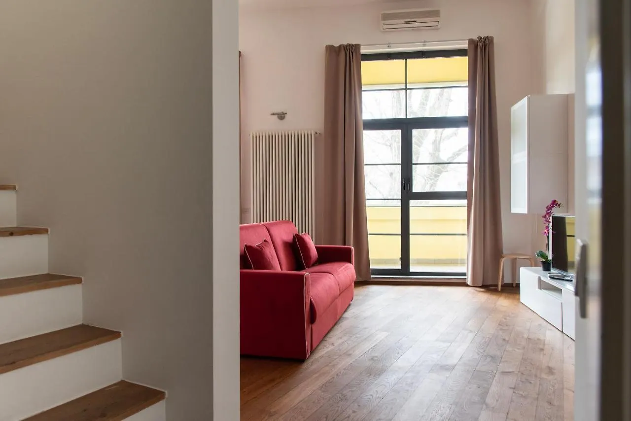 Apartment Youhosty - Caviglia 5 Milan Italy